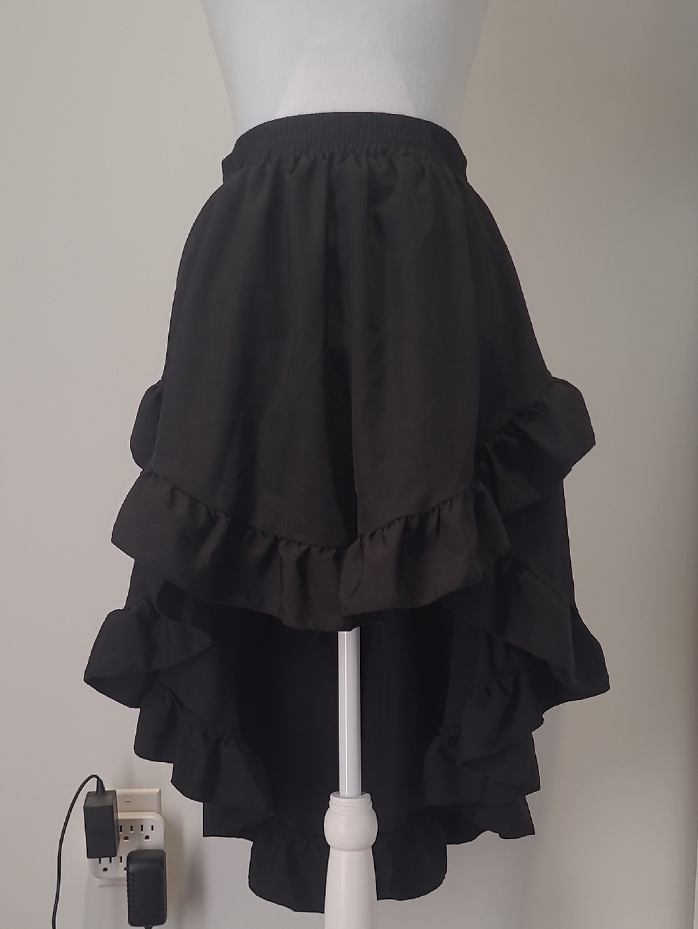 SHEIN Black High-Low Ruffle Skirt